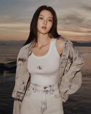 Kim You-jung Instagram - CK.
#말모메타 #calvinklein