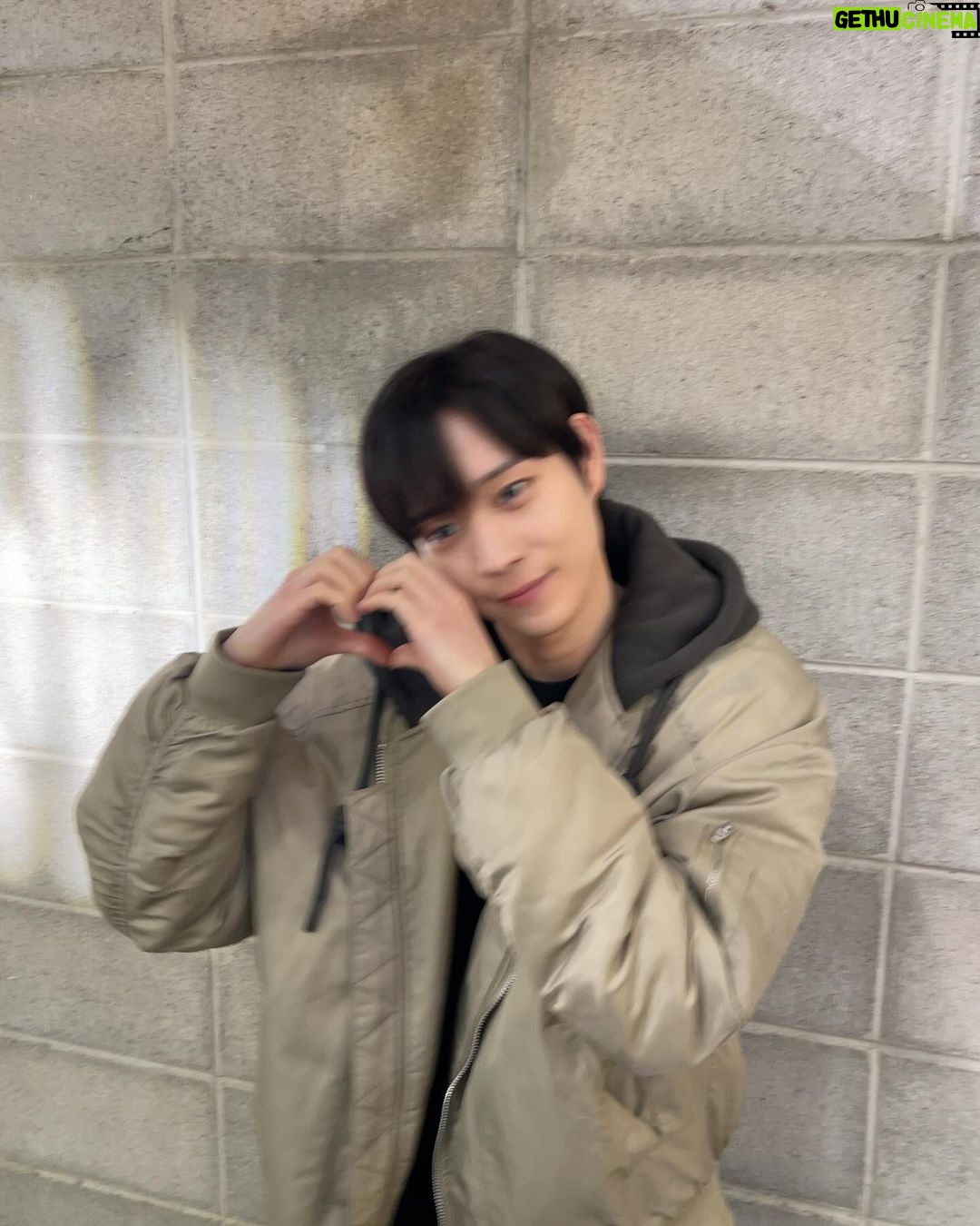 Kim Young-dae Instagram - 생일 축하해주셔서 감사합니다❤️
