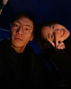 Kim Young-kwang Instagram - 윤오 🖤 섬 #썸바디 #넷플릭스