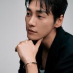 Kim Young-kwang Instagram - @tiffanyandco 👀 #TiffanyLock #TiffanyPartner #티파니락