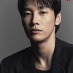 Kim Young-kwang Instagram - 😎 #netflix @netflixkr