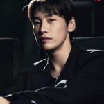Kim Young-kwang Instagram - 😎 #netflix @netflixkr