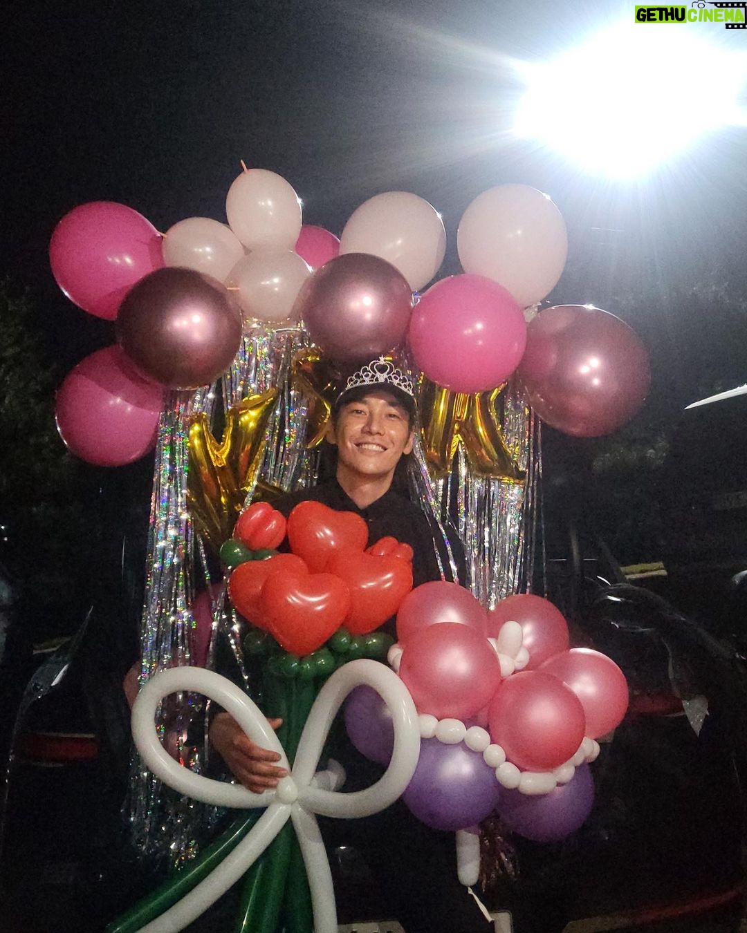 Kim Young-kwang Instagram - λ κΉμ§ π