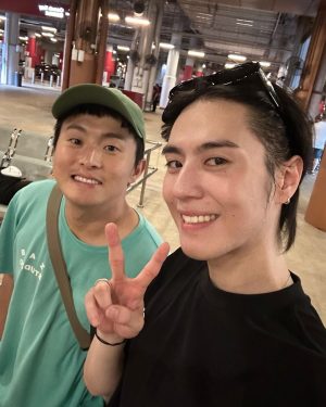 Kim Yu-gyeom Instagram - 🫶