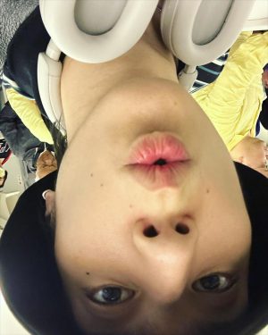 Kim Yu-gyeom Instagram - 🫶