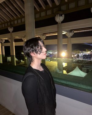 Kim Yu-gyeom Instagram - 고마워😁🐧