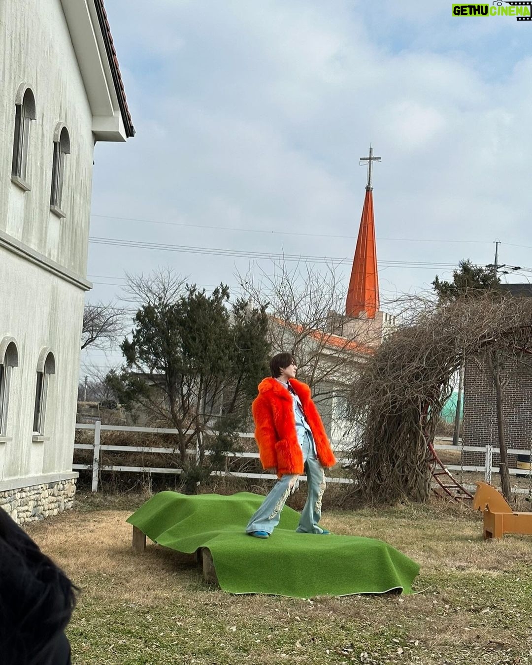 Kim Yu-gyeom Instagram - ์ดฌ์๋๐๐๐งฃ๐ฅณ๐งก๐ฅ๐