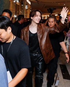 Kim Yu-gyeom Instagram - @Coach #CoachNY #CoachMalaysia 🐥🤩🙏