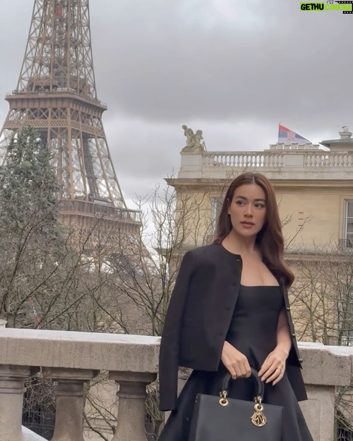 Kimberly Ann Voltemas Instagram - Bonjour from Paris with love..🖤 Just a day away from #DiorAW24 show! @dior