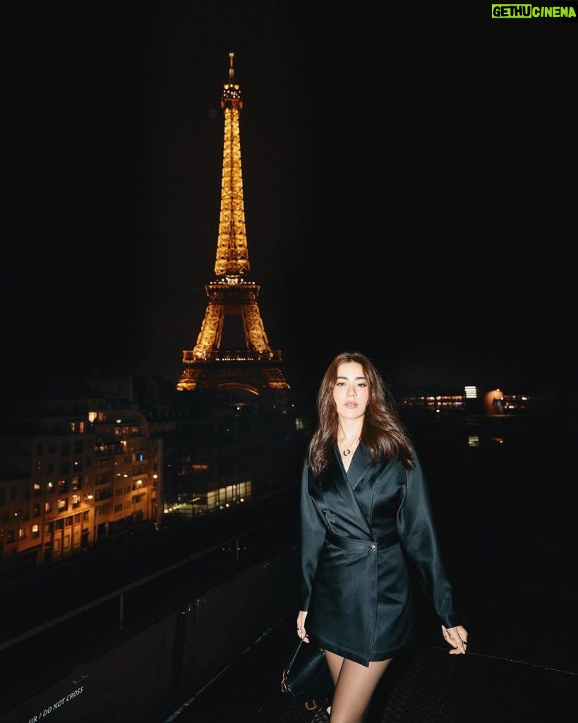 Kimberly Ann Voltemas Instagram - Last night in Paris ♥️🥂✨ Paris, France