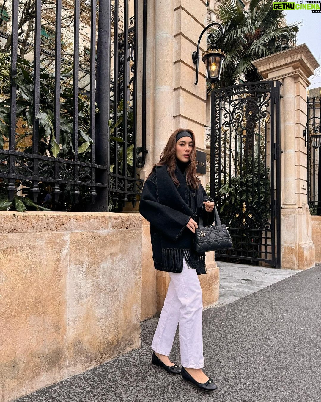 Kimberly Ann Voltemas Instagram - A day around Paris just eating 🍽️🤍