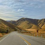 Kimberly Ann Voltemas Instagram - Lindis pass & hot tubs ⛰️♨️ Lindis Pass, New Zealand