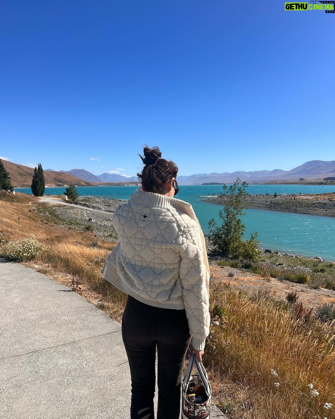 Kimberly Ann Voltemas Instagram - Messy hair I don’t care 🤎🩵🩷🧡 Peppers Bluewater Resort, Lake Tekapo