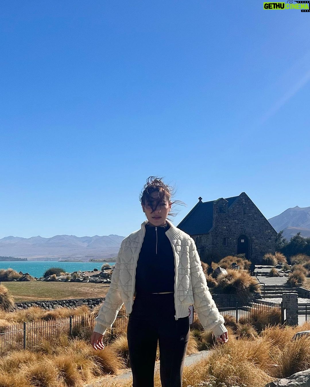 Kimberly Ann Voltemas Instagram - Messy hair I don’t care 🤎🩵🩷🧡 Peppers Bluewater Resort, Lake Tekapo