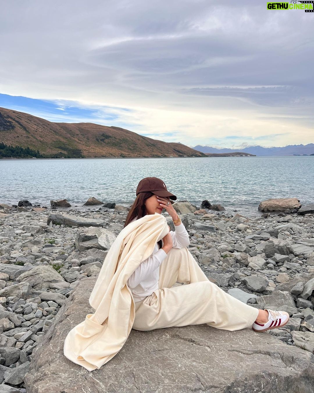 Kimberly Ann Voltemas Instagram - กว่าจะถึง😌 Lake Tekapo, New Zealand