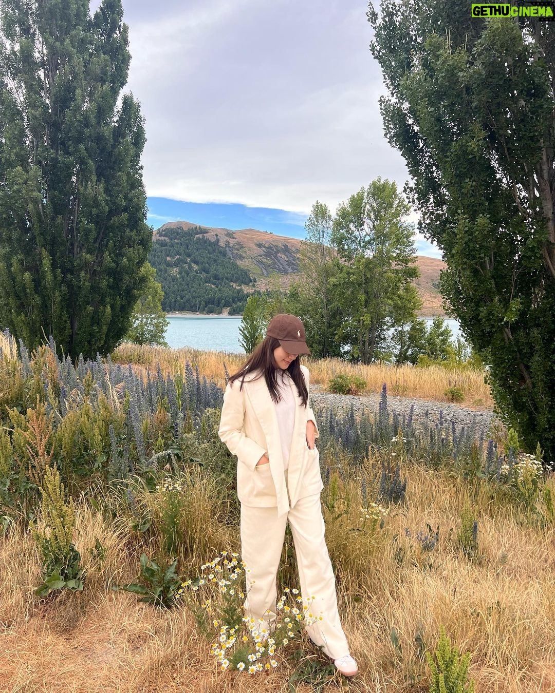 Kimberly Ann Voltemas Instagram - กว่าจะถึง😌 Lake Tekapo, New Zealand