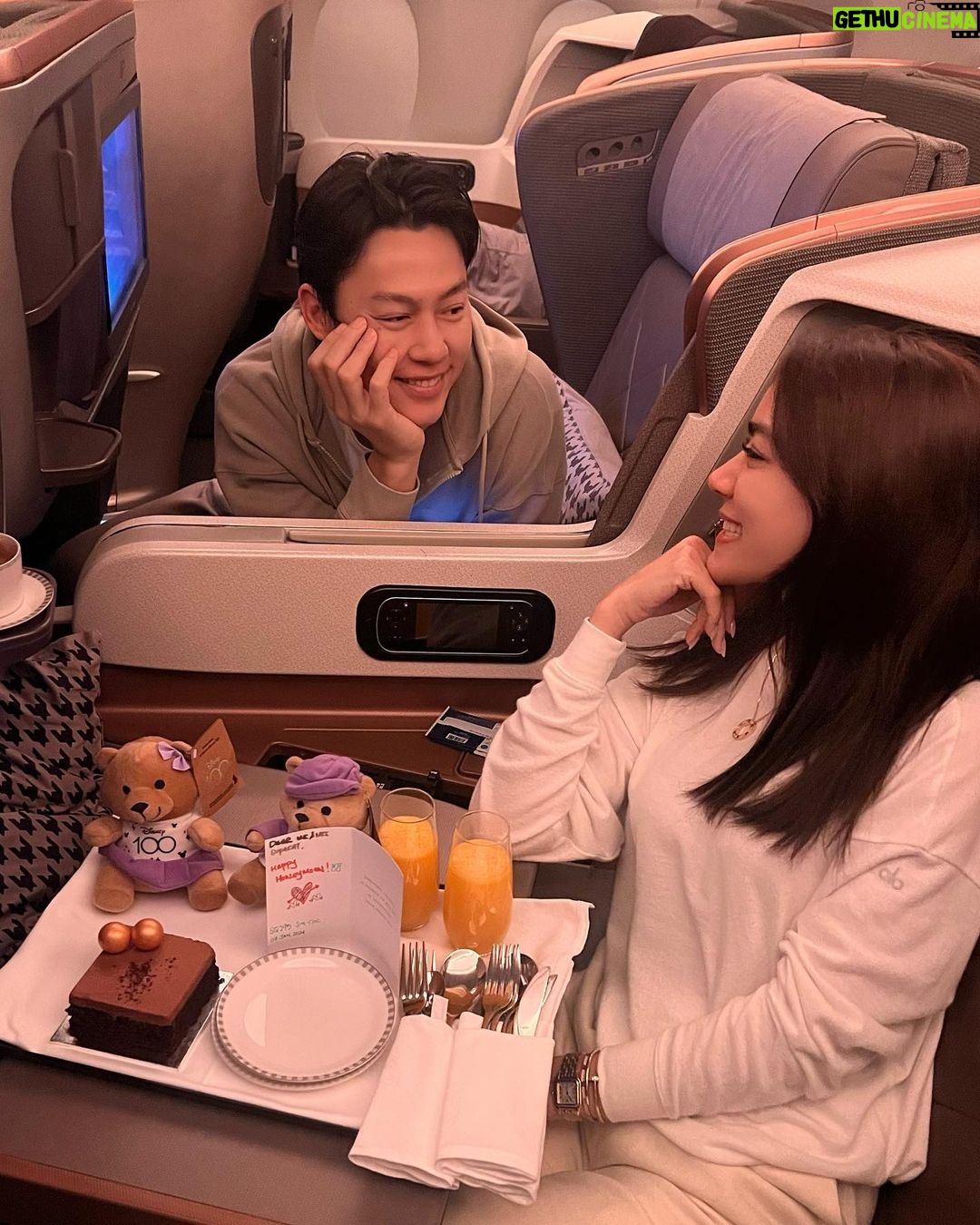Kimberly Ann Voltemas Instagram - Off to our π―πβΊοΈ #flysq