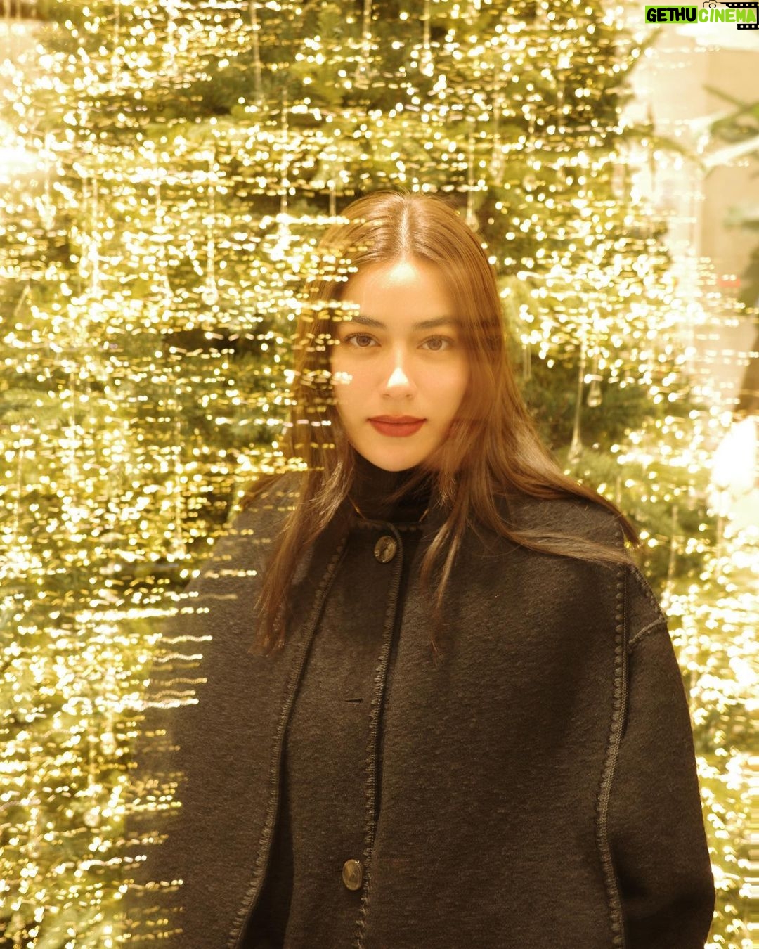 Kimberly Ann Voltemas Instagram - Ready for Christmas🎄🐻♥️ Seoul, Korea