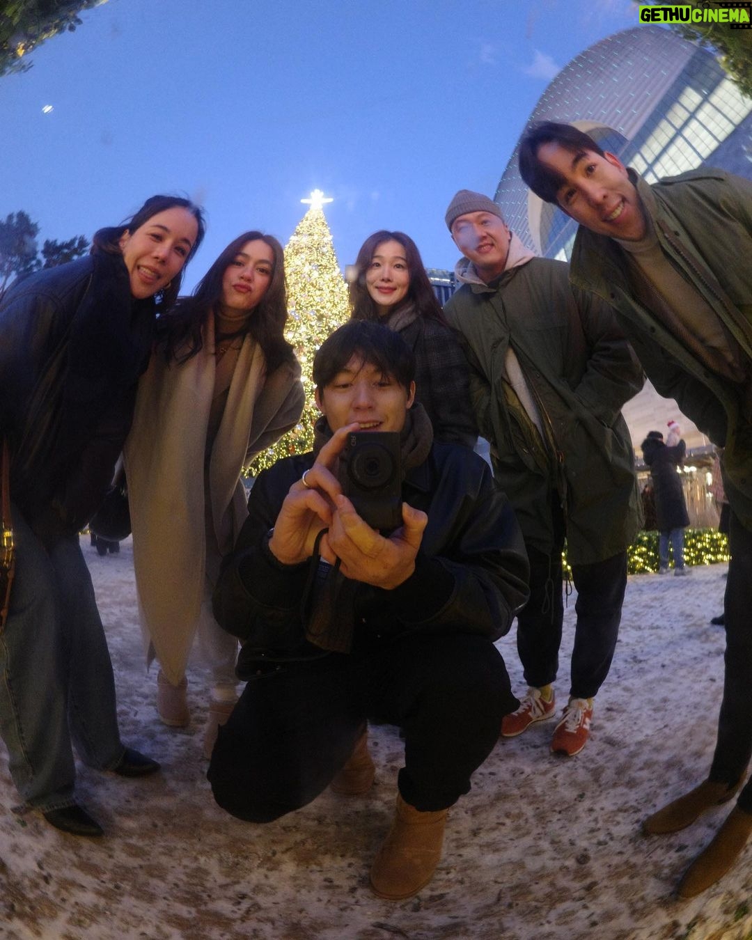 Kimberly Ann Voltemas Instagram - Ready for Christmas🎄🐻♥️ Seoul, Korea