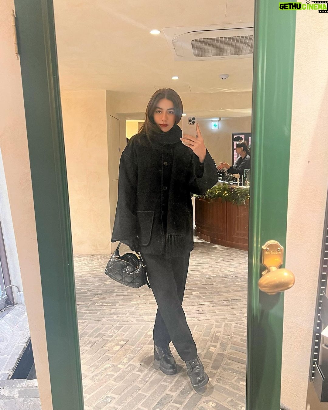 Kimberly Ann Voltemas Instagram - Baby it’s way too cold outside ❄️🌨️ Seoul, Korea