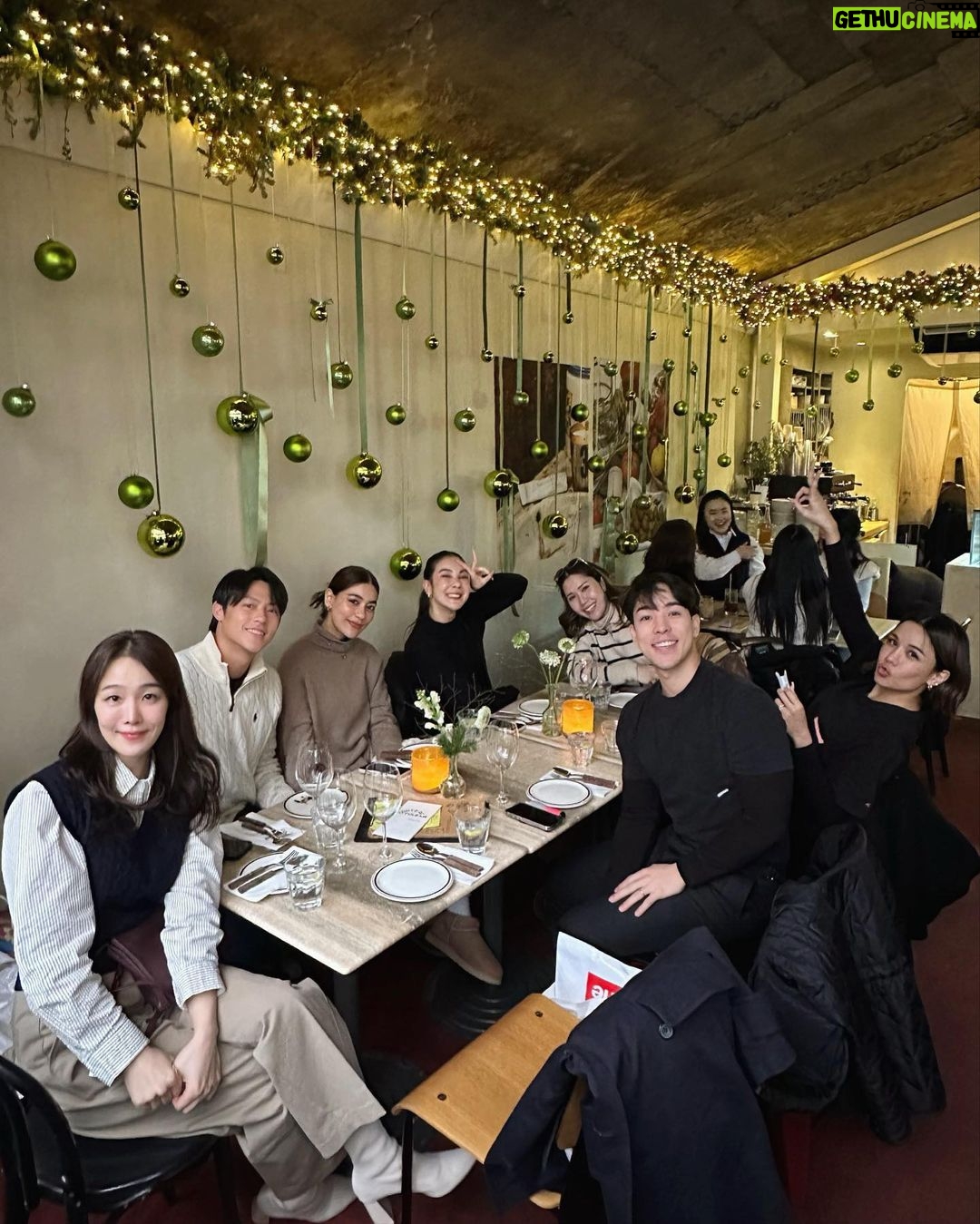 Kimberly Ann Voltemas Instagram - Major coziness 🤍 🥐🥖🥯🥘🫕
