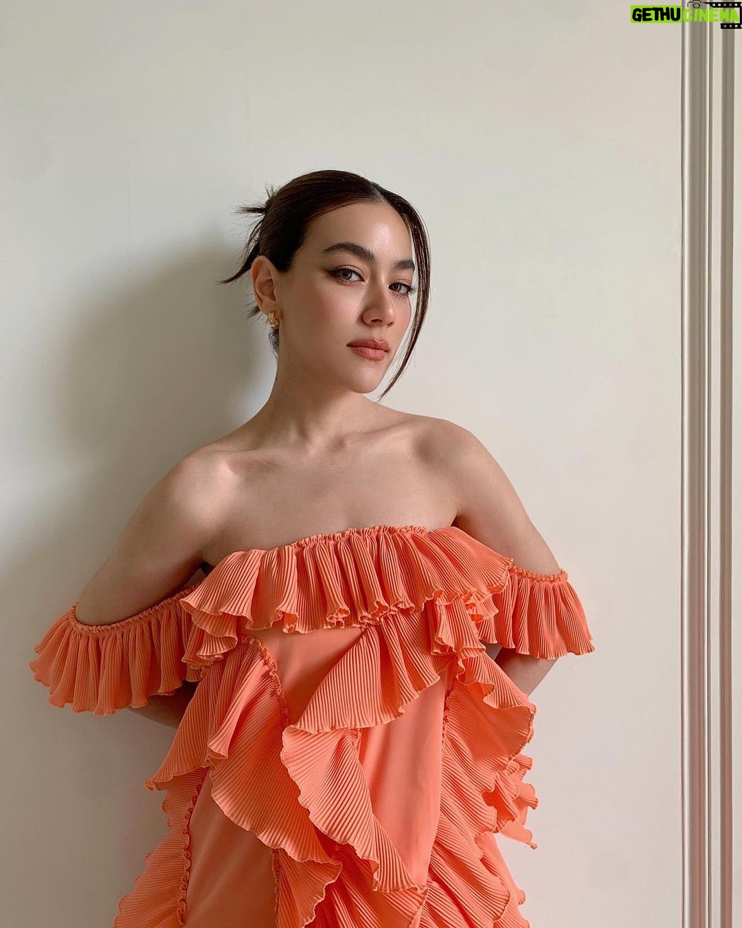 Kimberly Ann Voltemas Instagram - จะปลากัดหรือปะการังดี? 🧡🪸