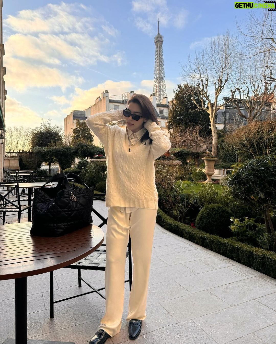 Kimberly Ann Voltemas Instagram - Till next time Paris ห่างกันสักพักนะ🫶🏼 Paris, France