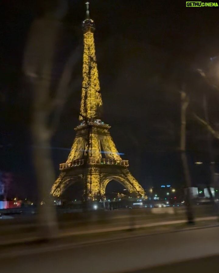 Kimberly Ann Voltemas Instagram - Till next time Paris ห่างกันสักพักนะ🫶🏼 Paris, France