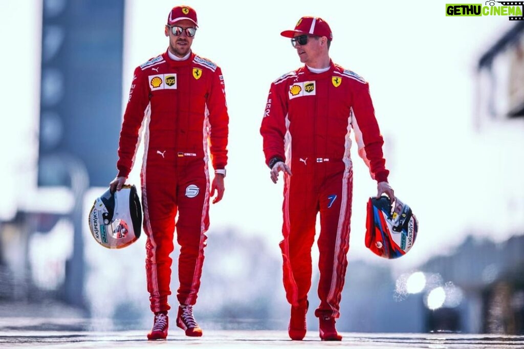 Kimi Räikkönen Instagram - Walking into retirement. Congrats on a great career Seb!