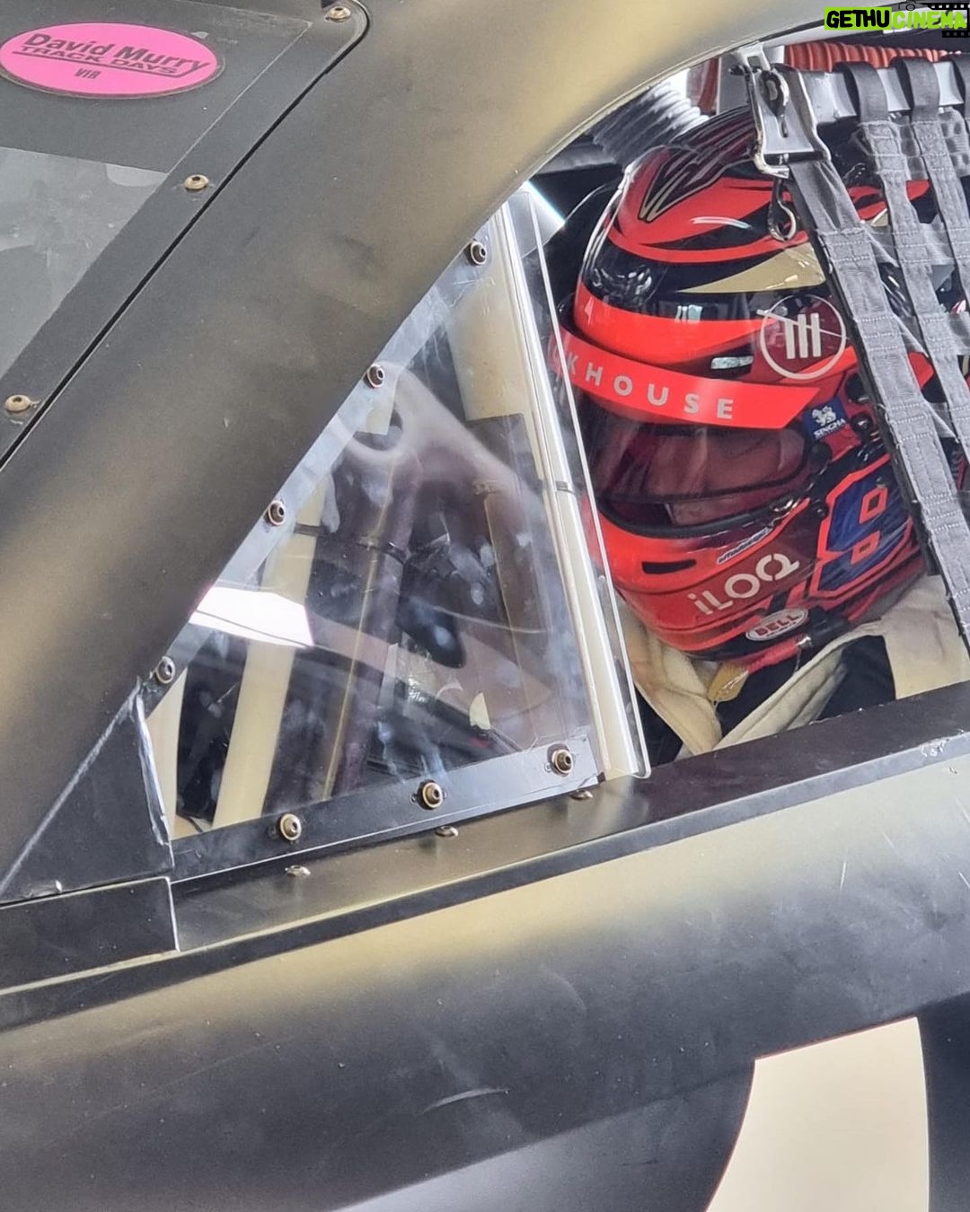 Kimi Räikkönen Instagram - Thank you @iloq_official for being part of @th_project91 in Nascar.