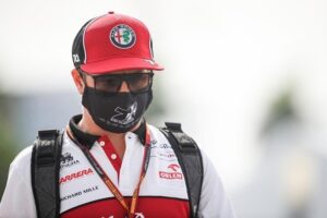Kimi Räikkönen Instagram - 2020 done. Weird season but we made it through. Thanks to everyone in the team for your hard work!!!