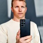 Kimi Räikkönen Instagram – I choose Samsung Galaxy S21. @samsungsuomi #TeamGalaxy #GalaxyS21Ultra
