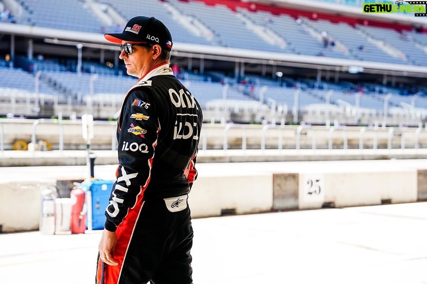 Kimi Räikkönen Instagram - A fun and a rough ride. Not the end result we wanted. Until next time! Thanks @realmarksjustin @th_project91 and the whole @teamtrackhouse team. @iloq_official @onx_homes Circuit of the Americas