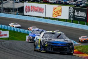 Kimi Räikkönen Instagram - Very big thank you to the Nascar community for a warm welcome and great atmosphere. Special thank you to @realmarksjustin @teamtrackhouse and @th_project91 and all the sponsors. Hope to do some real racing in Nascar again!