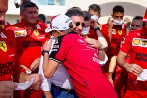 Kimi Räikkönen Instagram - Grazie @scuderiaferrari
