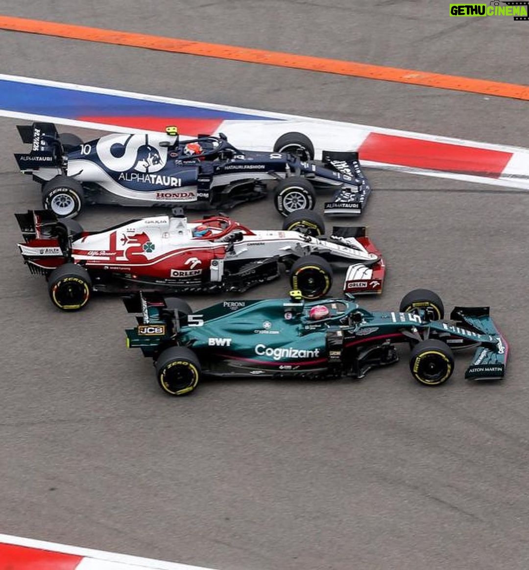 Kimi Räikkönen - 378.6K Likes - Motorsport in Russia. Also points.