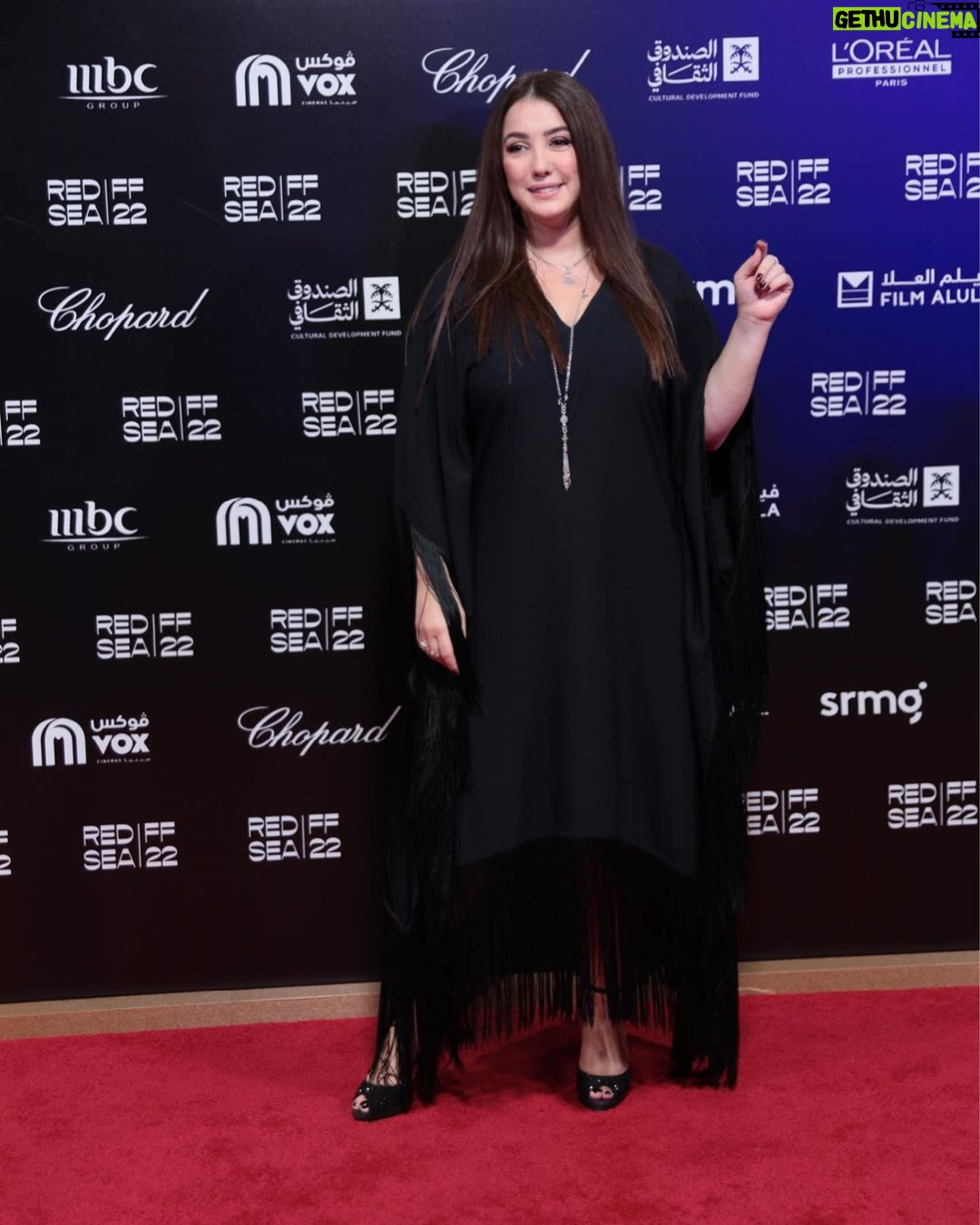 Kinda Alloush Instagram - From the red carpet of my movie Nezouh @ the RedSea Film Festival.. ππβ€οΈβ€οΈ @redseafilm Styled by my very special @yasmineeissa Dress @tallermarmo Jewelry @azzafahmy Makeup @furatabaalkhail Hairdresser @reem.hammami.11 Thank u @mad_solutions