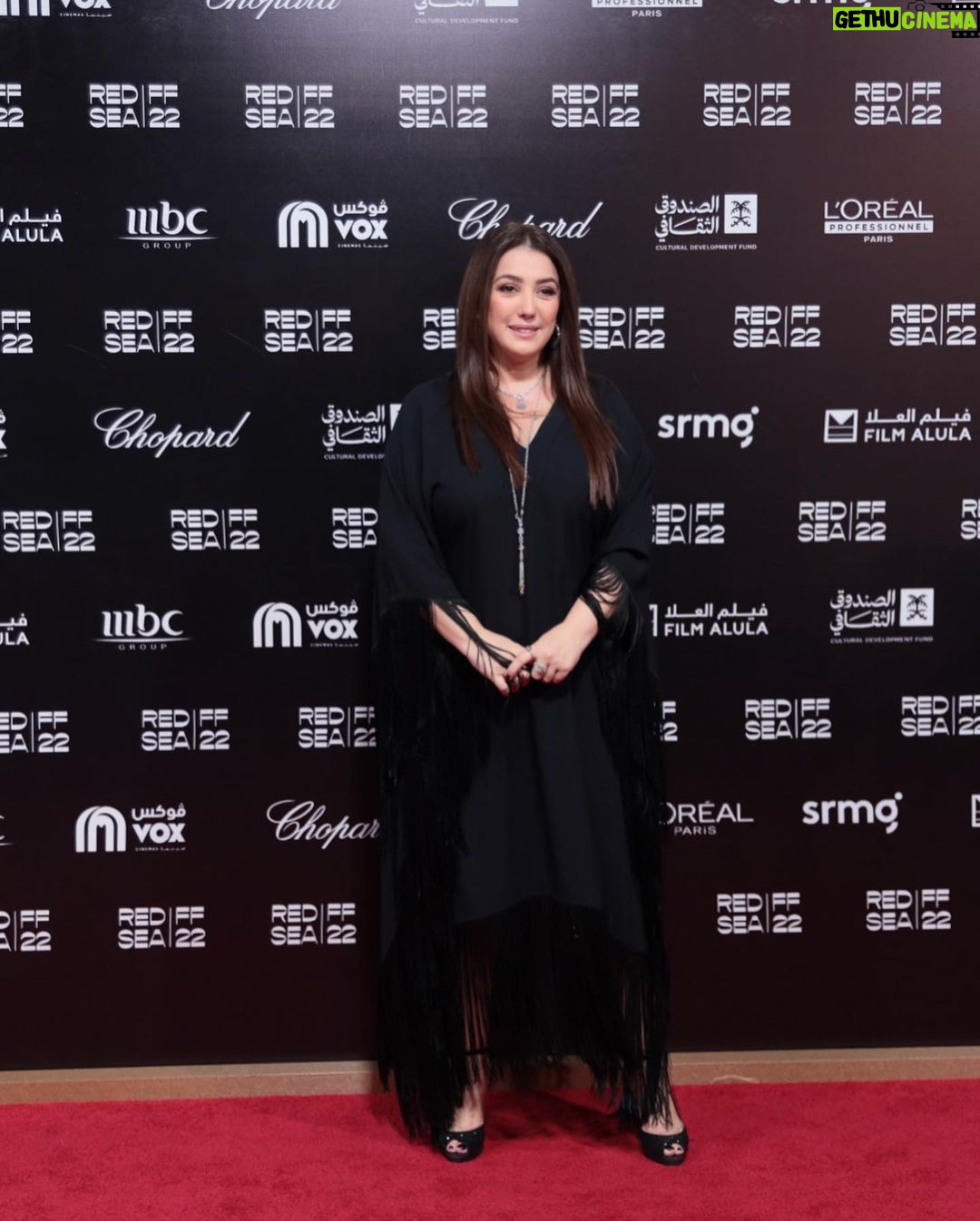 Kinda Alloush Instagram - From the red carpet of my movie Nezouh @ the RedSea Film Festival.. ππβ€οΈβ€οΈ @redseafilm Styled by my very special @yasmineeissa Dress @tallermarmo Jewelry @azzafahmy Makeup @furatabaalkhail Hairdresser @reem.hammami.11 Thank u @mad_solutions