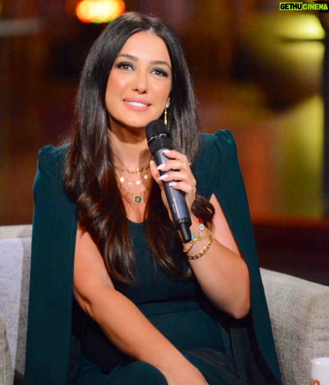 Kinda Alloush - 122.8K Likes - Thank you all for the great feedback.. 😍😍❤️❤️💚💚
And a huge thanks to my golden team
Stylist @yasmineeissa
Jumpsuit designer @shahiralasheen
Makeup artist @donia_sedky
Jewelery @dimajewellery
Hairdresser @haithamdahab00
#كندة_علوش