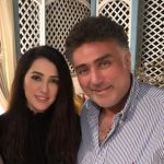 Kinda Alloush Instagram - في مقولة أنا ألفتها بتقول لما تلاقي صاحب جدع بيحبك وبيخاف عليك وبيضحكك من قلبك امسك فيه بإيديك وسنانك.. وده الي انا عملتو بقالي سنييين يارب كل سنة وانت مبسوط وناجح ويارب دايماً مع بعض عالحلوة والمرة 🎂🎂🎂❤️❤️❤️🎊🎊🎉🎉 @tamerhabibofficial
