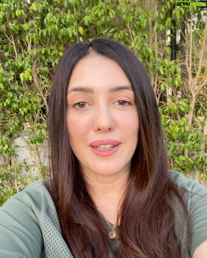 Kinda Alloush Instagram - بدأنا أنا والرائعة ريا أبي راشد والمفوضية العليا لشؤون اللاجئين تحدي الخير لمساعدة أكبر عدد ممكن من الأسر اللاجئة.. معا يمكننا صنع الفارق في حياة الكثيرين تبرعك يوفر لهذه الأسر المأوى والغذاء والمياه النظيفة، دعمك ينقذ الكثير من الأيتام والأرامل وكبار السن. لدينا 3 أيام للوصول إلى هدفنا. دعونا نضع ابتسامة على وجوه اللاجئين خلال العيد 76 دولار أميريكي تعني توفير المأوى والغذاء والمياه والدواء لعائلة لاجئة لمدة شهر 228 دولار أميريكي تعني توفير المأوى والغذاء والمياه والدواء لعائلة لاجئة لمدة 3 أشهر 536 دولار أميريكي تعني توفير المأوى والغذاء والمياه والدواء لعائلة لاجئة حتى نهاية العام للتبرع اللينك موجود في البايو في رمضان #خيرك_يفرق @rayaofficial @unhcr_arabic @voiceswithrefugees 🙏🏻💙💙💙 #everygiftcounts