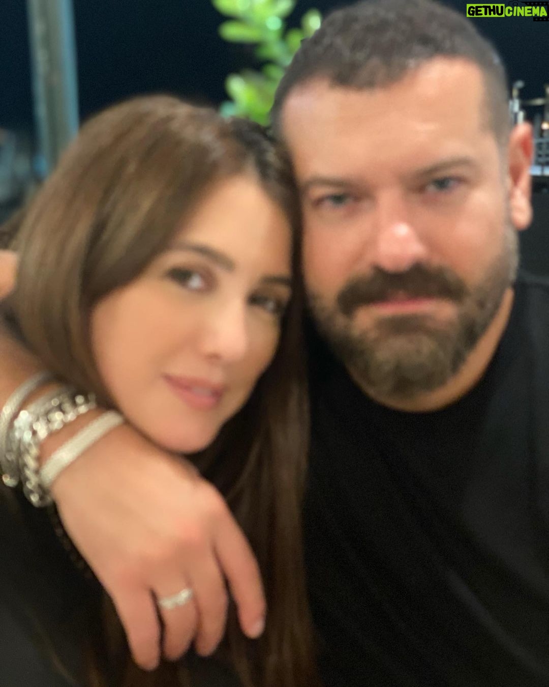 Kinda Alloush - 169.5K Likes - كل سنة وانت طيب وناجح ومبسوط ياحبيبي وسبب حياتي وسعادتي…🎂🎂😍😍😘😘
I will love you till death do us part ❤️❤️❤️