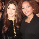 Kinda Alloush Instagram – سعيدة وممتنة لتكريمي في مهرجان القاهرة الدولي للفيلم القصير.. بعد تميز ونجاح فيلمي نزوح والسباحتان.. تكريم أقدره واعتز به خصوصاً وانه جاء إلى جانب تكريم الأساتذة يسري نصرالله وماريان خوري.. وسعادتي أكبر بنجاح المهرجان واستمراريته للدورة الرابعة ليكون فضاء للشباب الموهوبين الذين يمتلكون الشغف وتنقصهم الإمكانيات ليبدأوا رحلتهم في عالم الإخراج السينمائي.. شكراً لصديقي الناقد والمؤلف أحمد شوقي لتقديم التكريم.. وتحية لكل القائمين على المهرجان وتمنياتي بدورة ناجحة ومميزة 🙏🙏❤️❤️❤️ @shawforlife @cairo_short_film_festival
Makeup by @zeinaelnaggar
Jewelry by @nadosjewellery @villababoushka