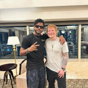 King Instagram - @jamesblunt you were absolutely right
when you said at dinner “my brother is the sweetest guy”
last night we sat together and talked about how we both survived,
what it feels like to come from nowhere and reaching beautiful heights,
i guess i’ve earned one more brother in this beautiful ride
i got late but guess what?
sometimes i wear my excuses in XL size.