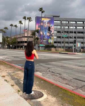 Kira Kosarin Instagram - you could say life is somewhat cool rn :)