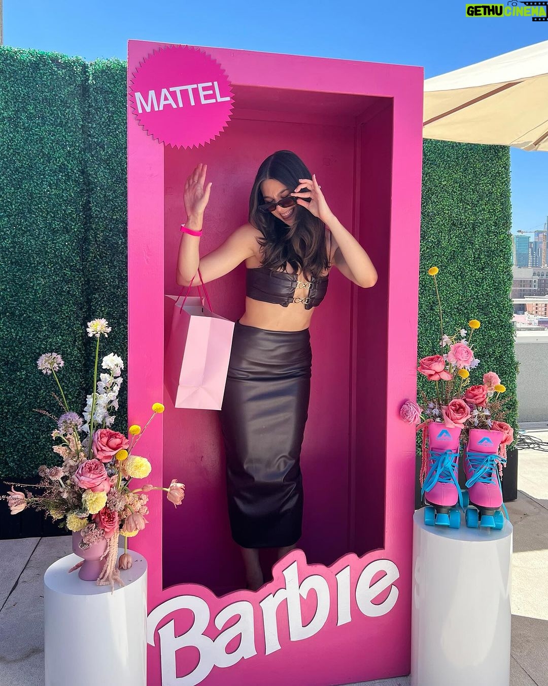 Kira Kosarin Instagram - come on barbie, let’s go party!