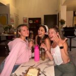 Kira Kosarin Instagram - yeah bro sorry i didn’t text u back i was in the astral realm crocheting & hanging art & frolicking w the homies & eating the last sweet tomatoes of summer