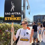 Kira Kosarin Instagram - look what happens when you piss off theater kids! #SAGAFTRAstrong #onstrike The Picket Line