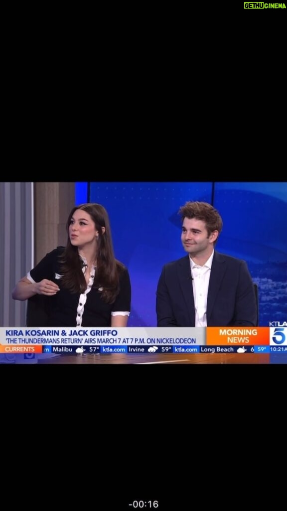 Kira Kosarin Instagram - … six more seasons anyone? 👀⚡️ stopped by the morning news to talk all things #ThundermansReturn, out March 7th! @ktla_entertainment @jackgriffo