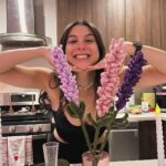 Kira Kosarin Instagram - neon workouts & making lavender bouquets for all my friends era 🌸🩰🦄🧚🏼‍♀️🪄